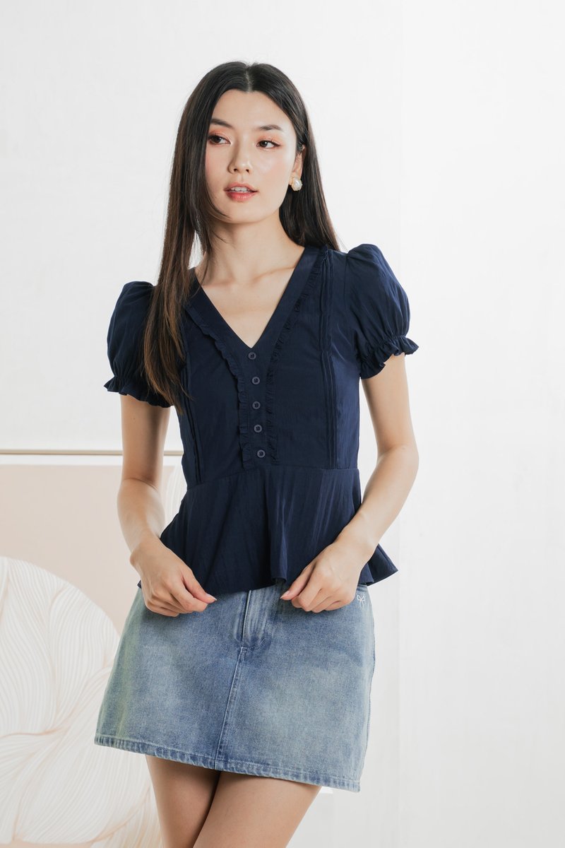 Quinn Cottagecore Top In Navy