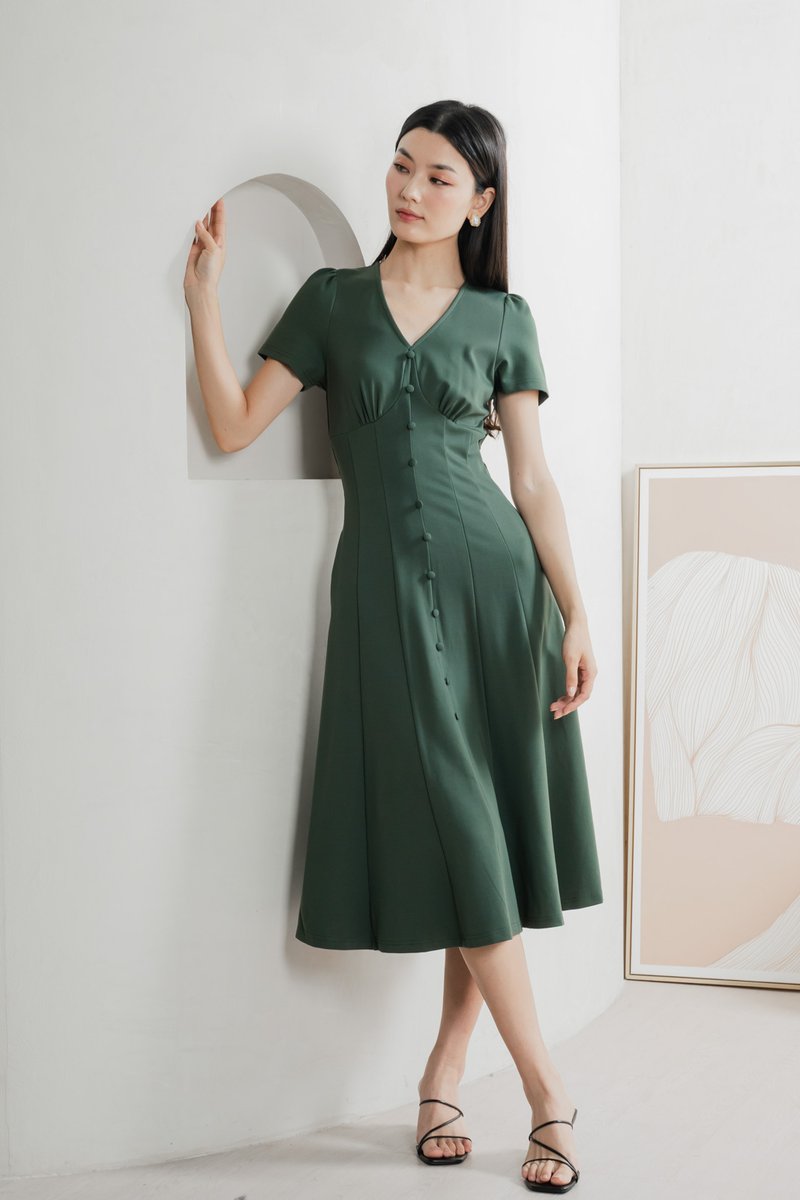 Bertie Buttons Empire Midi Dress In Forest