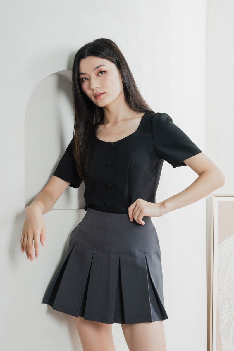 Barbara Buttons Panelled Top In Black