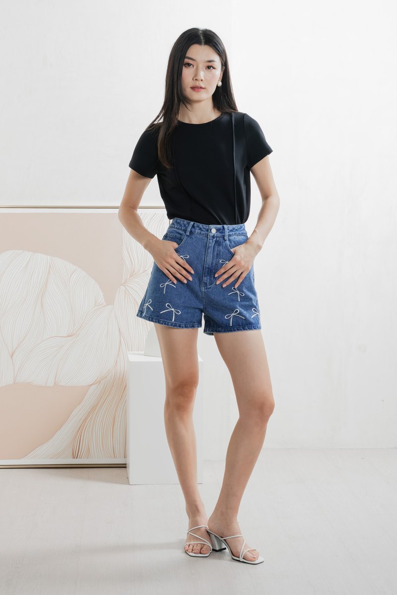 Ayumi Ribbon Denim Short In Dark Wash (XS)