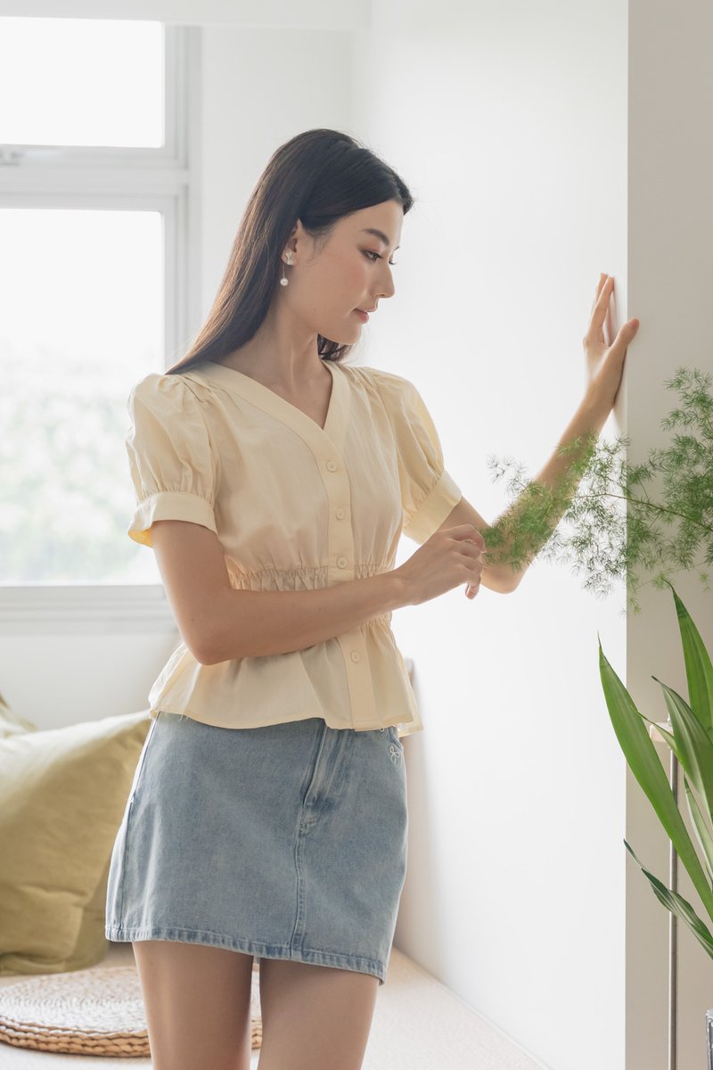 Daffodil Smocked Waist Button Top In Cream