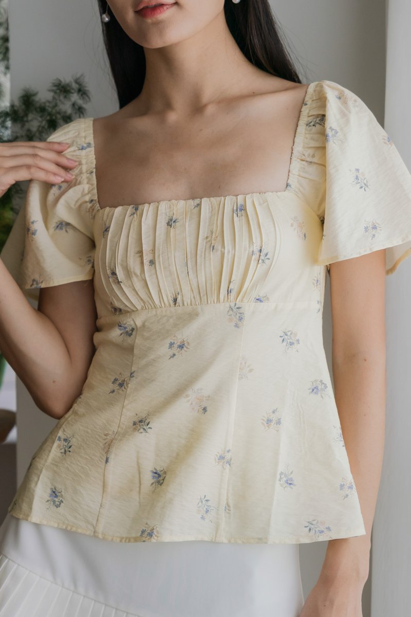Citrine Floral Prints Ruched Top
