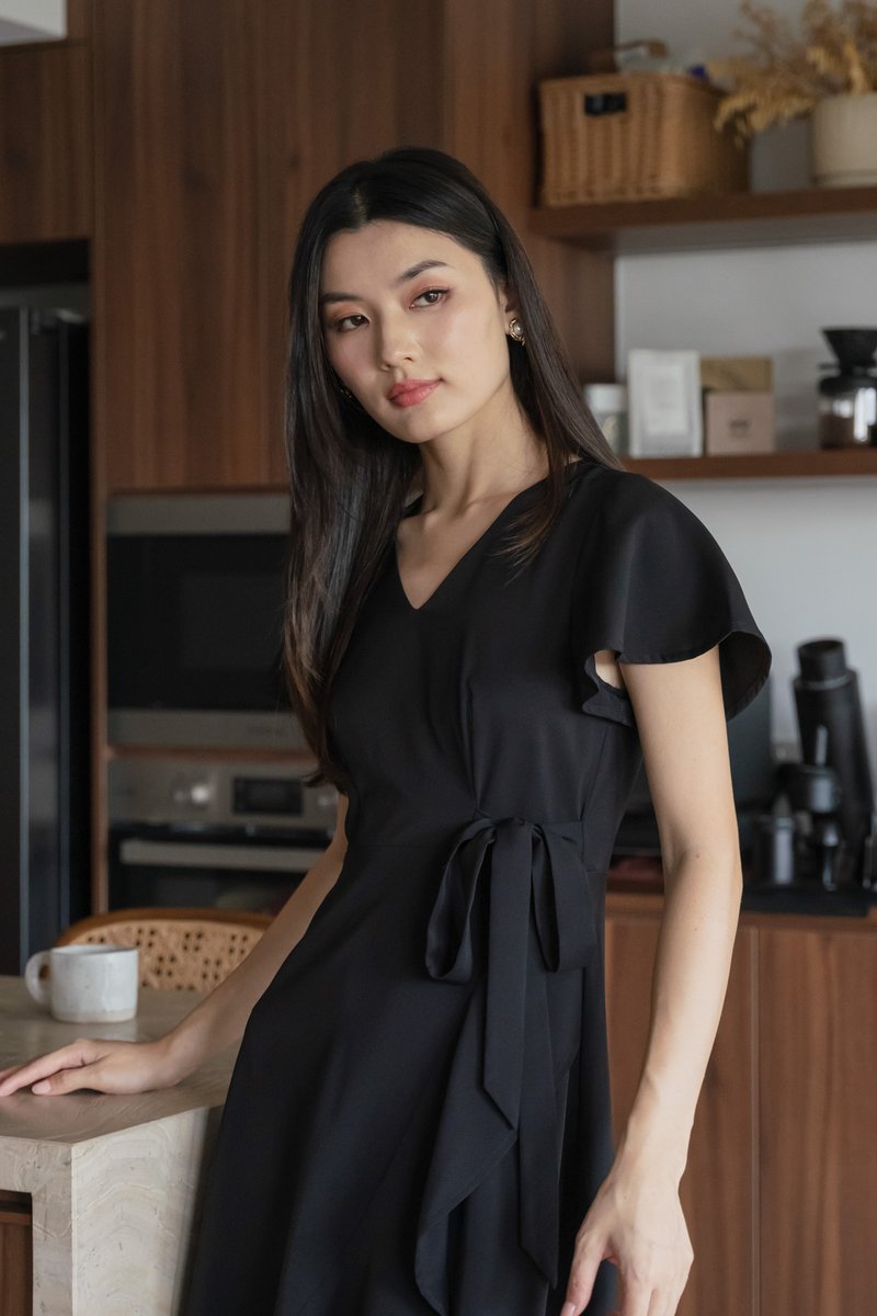 Rylan Faux Wrap Midi Dress In Black