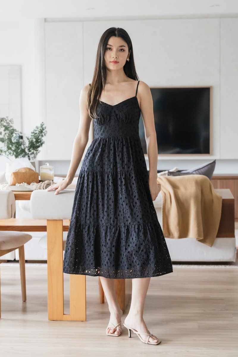 Carlin Eyelet Camisole Midi Dress In Black (XS)