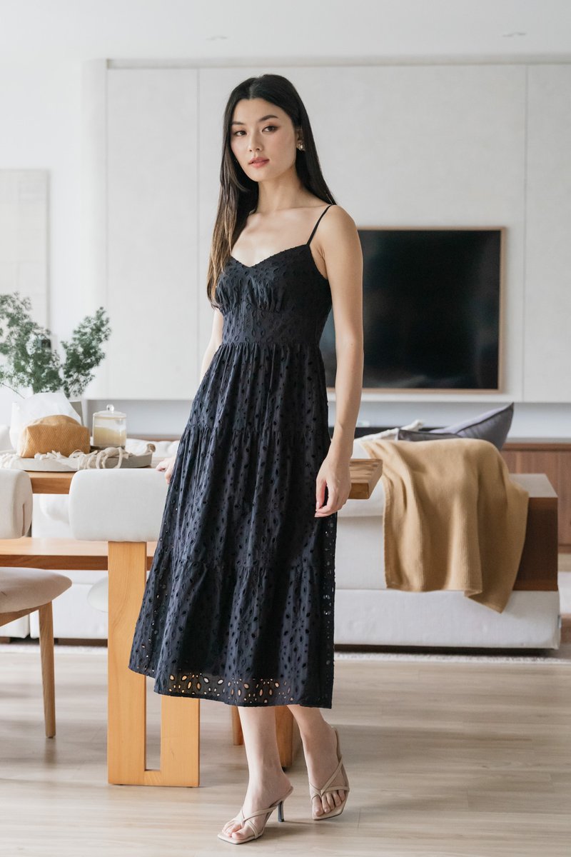 Carlin Eyelet Camisole Midi Dress In Black (XS)