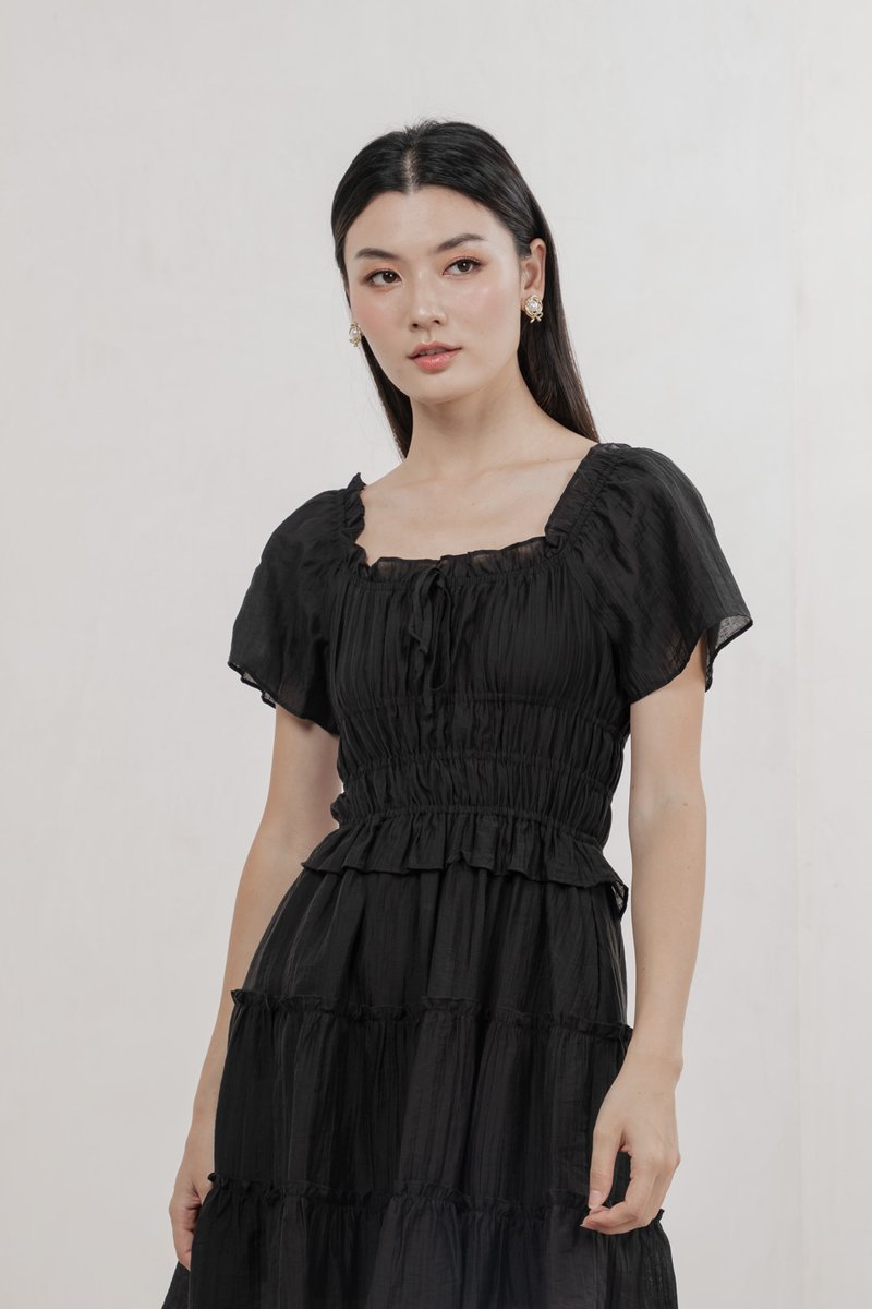 Ripple Textured Ruffles Tiered Dress In Black