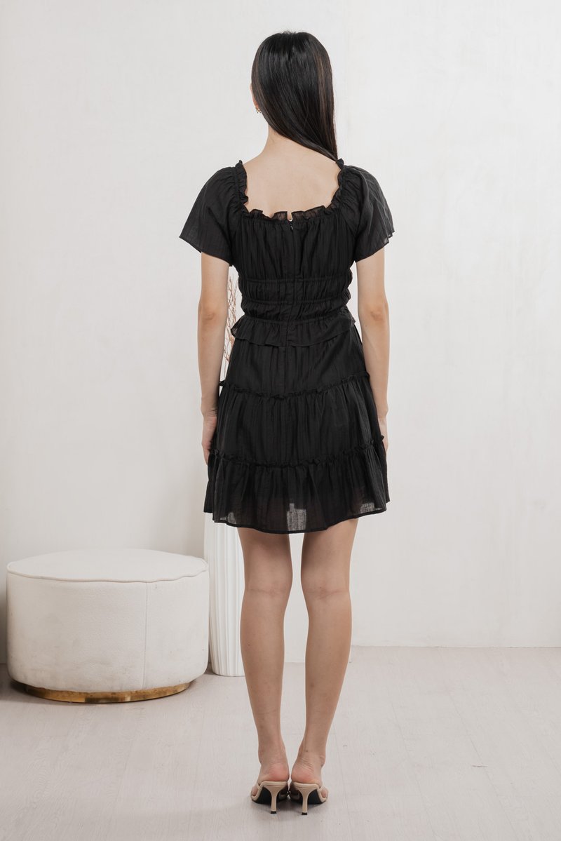 Ripple Textured Ruffles Tiered Dress In Black