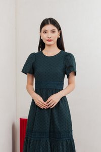 Splendor Eyelet Lace Midi Dress In Emerald