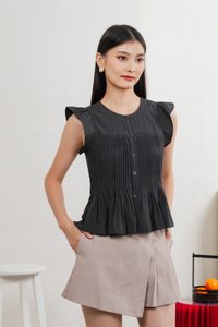 Bronwyn Buttons Pintuck Top In Gunmetal