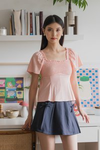 Hadley Cotton Smocked Top In Pink