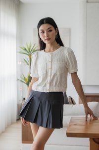 Vaeda Buttons Pocket Knit Top In White