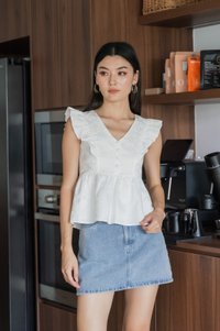 Ruby Embossed Ruffle Sleeves Top In White