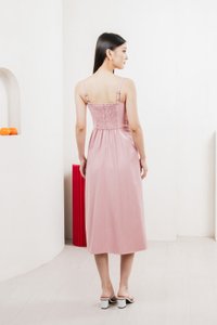 Crest Camisole Midi Dress In Pink