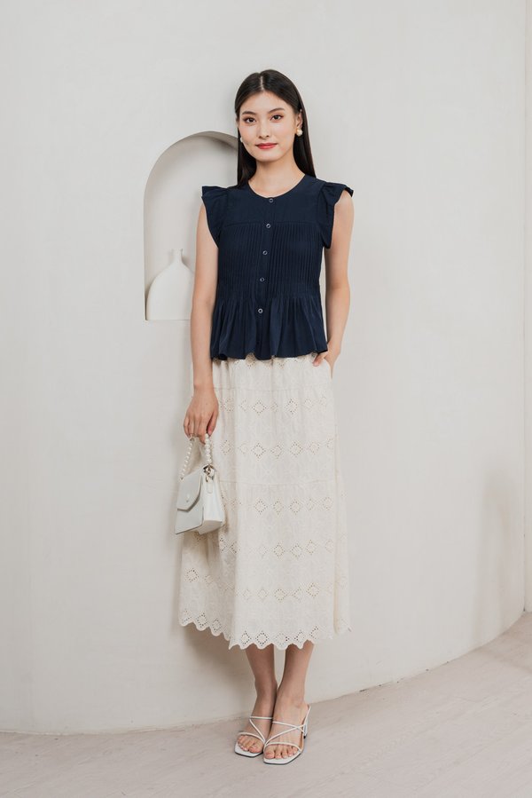 Bronwyn Buttons Pintuck Top In Navy