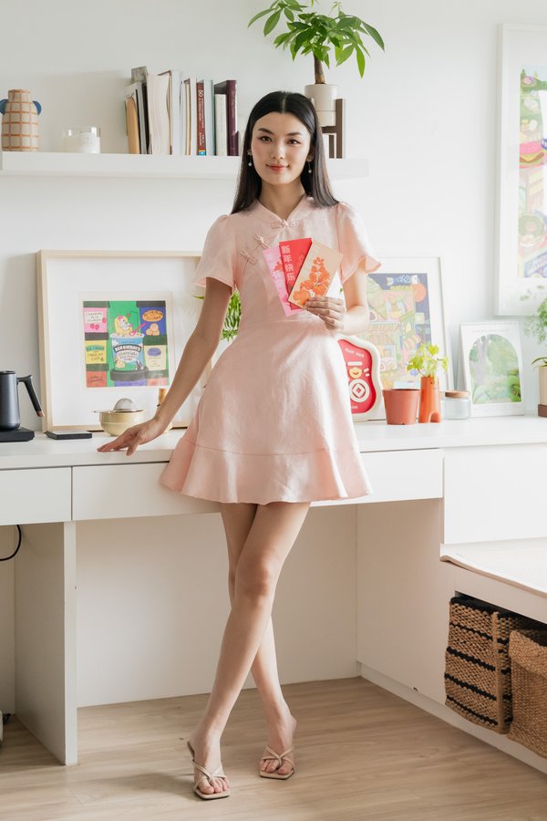Allure Embossed Cheongsam Dress In Blush Pink