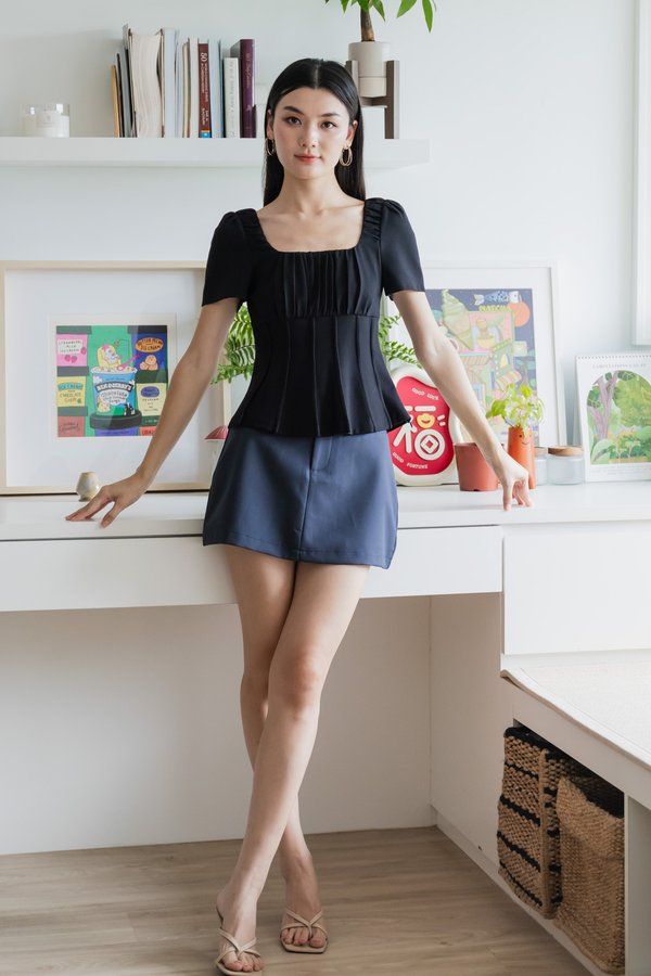 Pristin Cotton Ruched Top In Black
