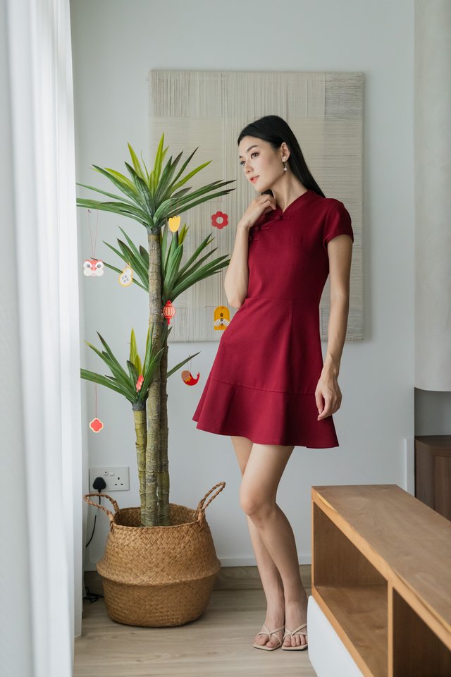 Marvel Cheongsam Dress In Wine