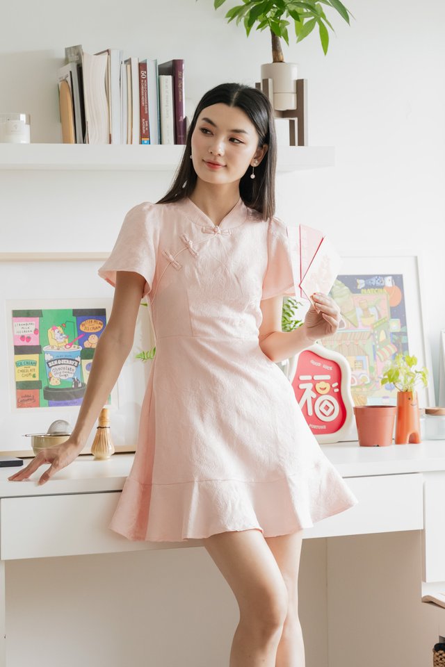 Allure Embossed Cheongsam Dress In Blush Pink