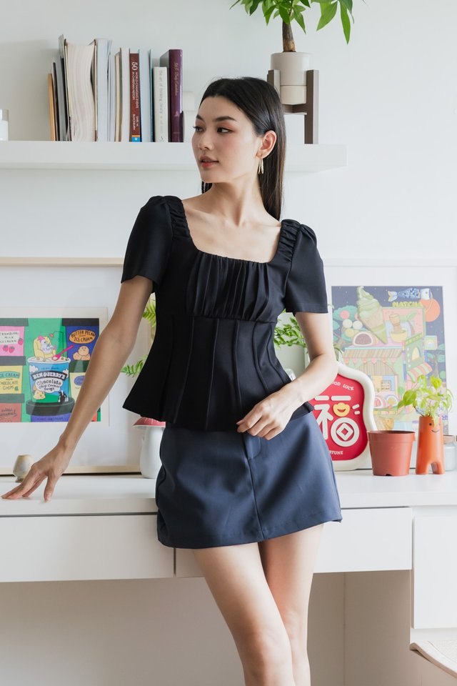 Pristin Cotton Ruched Top In Black