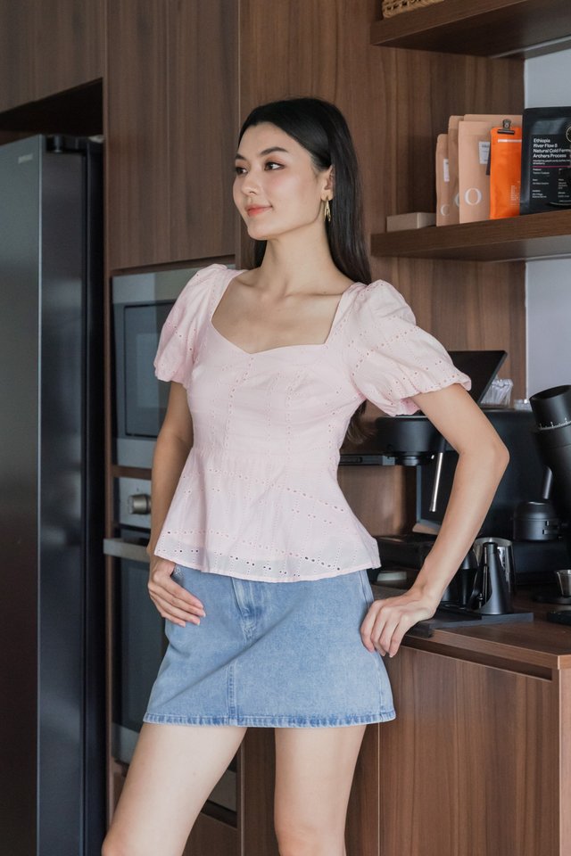 Praise Eyelet Puff Sleeves Top In Light Pink