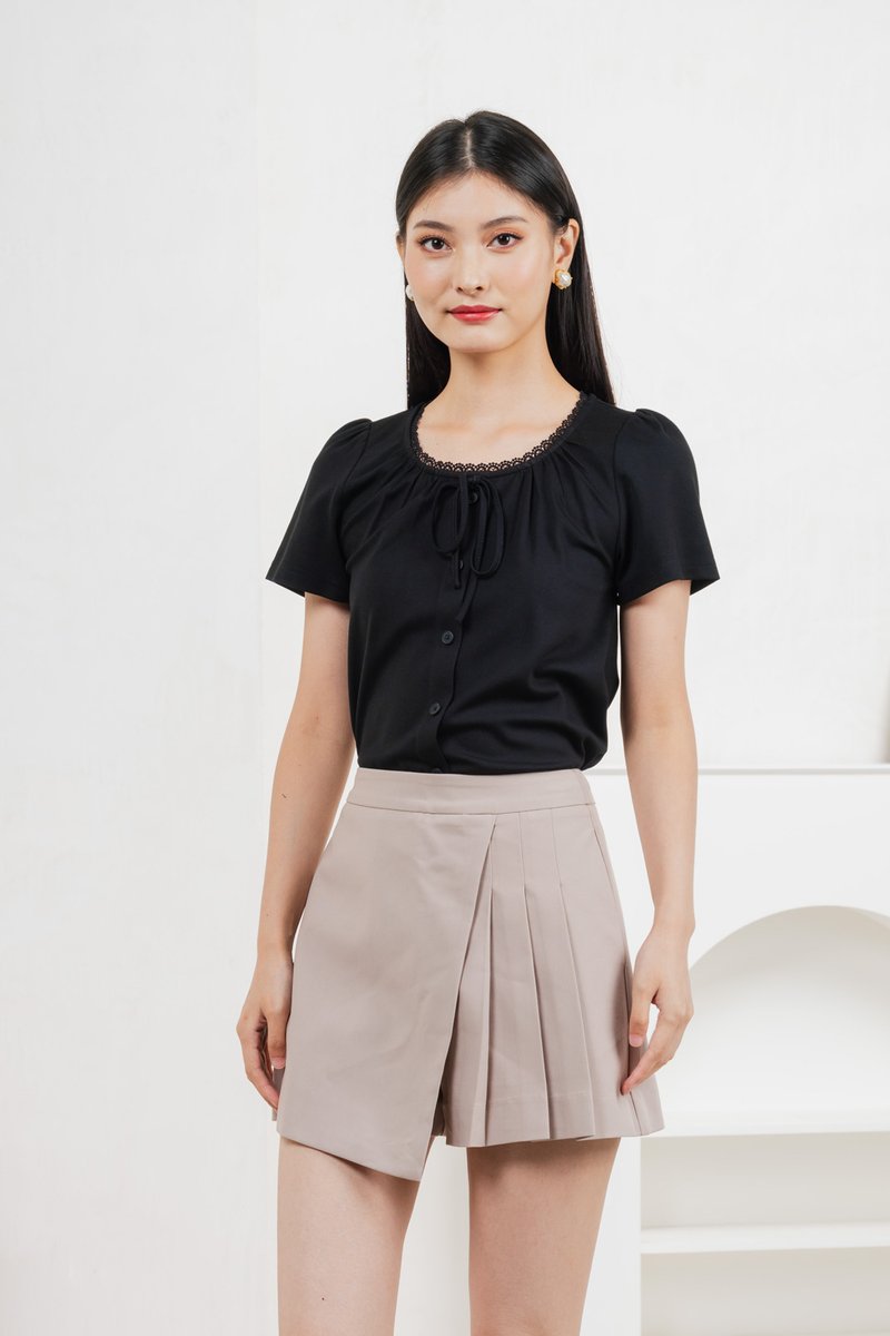 Fancy Crochet Ribbon Top In Black