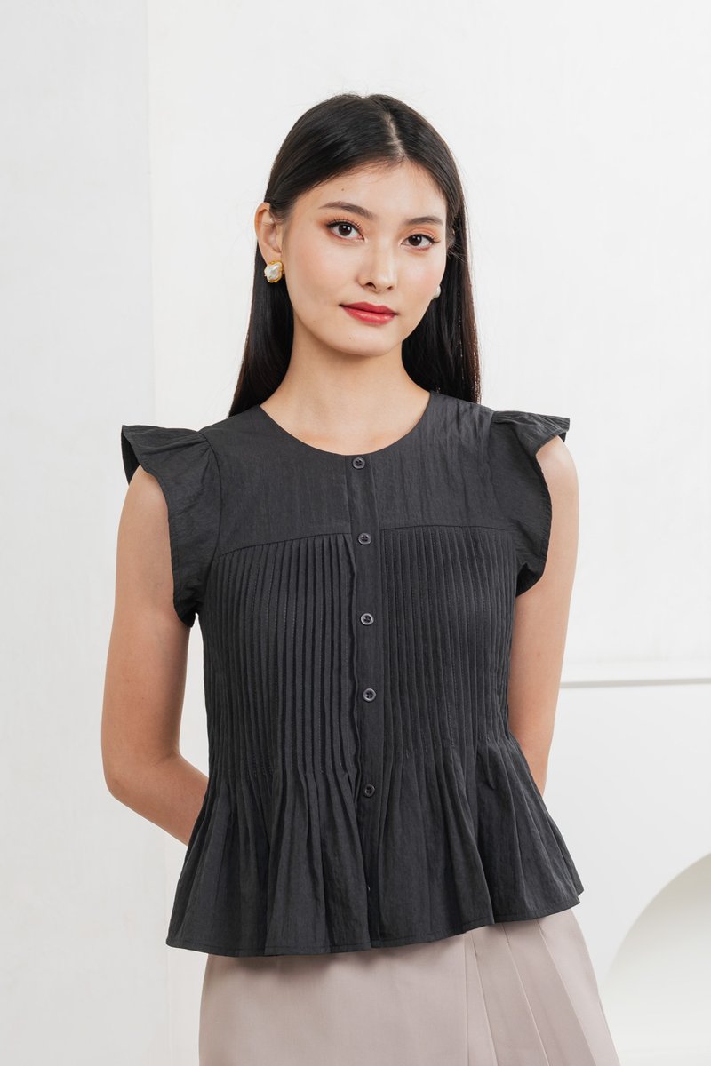 Bronwyn Buttons Pintuck Top In Gunmetal