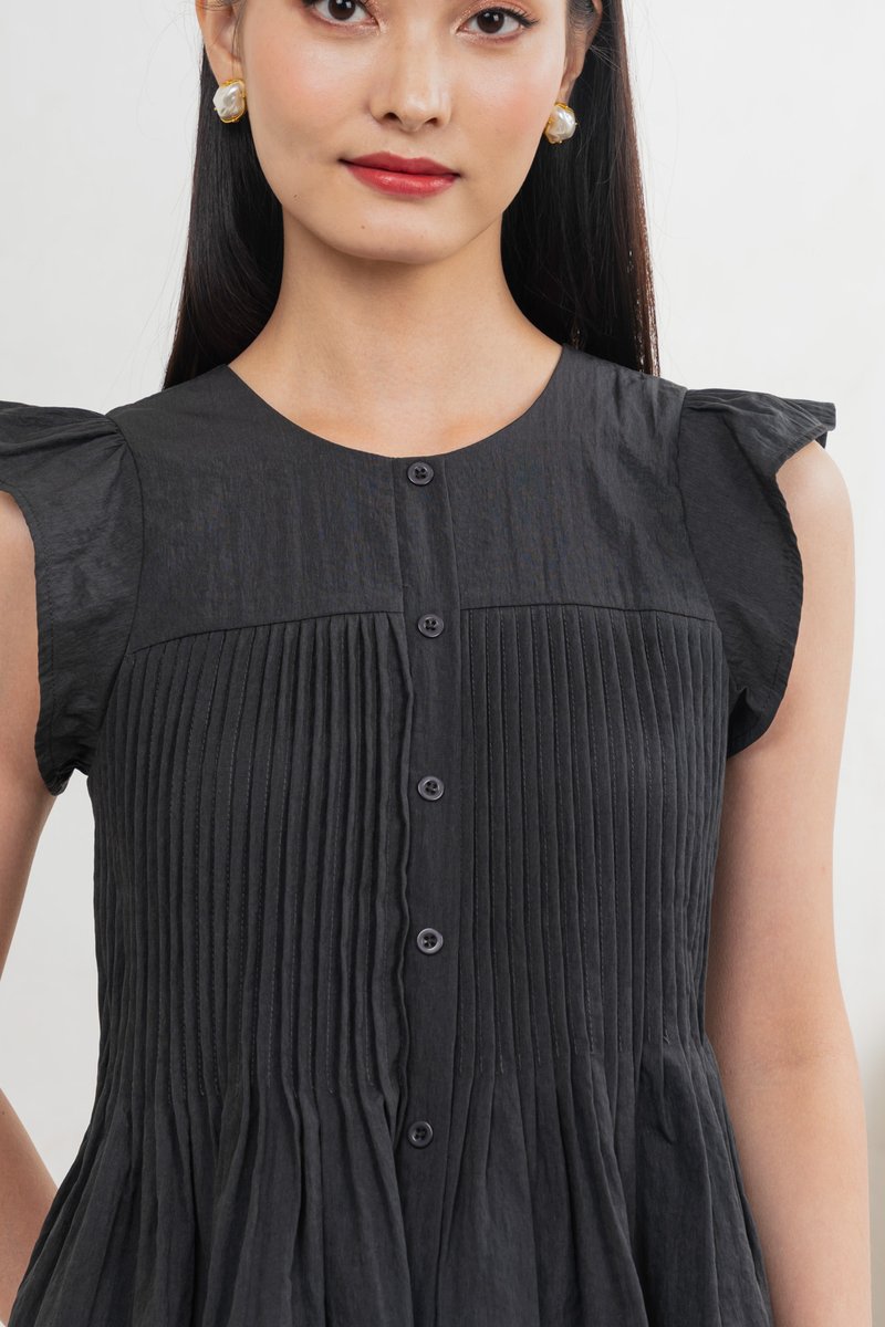 Bronwyn Buttons Pintuck Top In Gunmetal