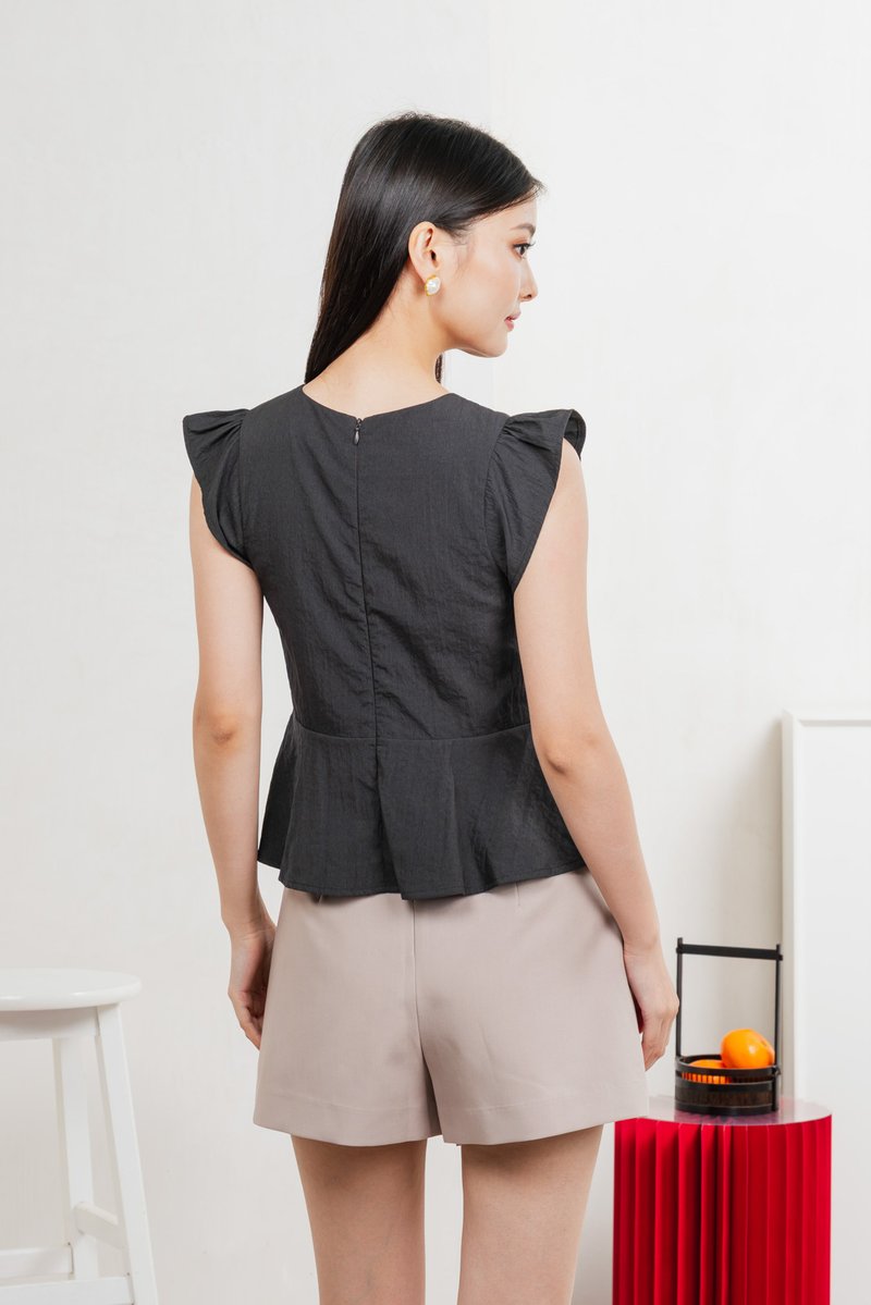 Bronwyn Buttons Pintuck Top In Gunmetal