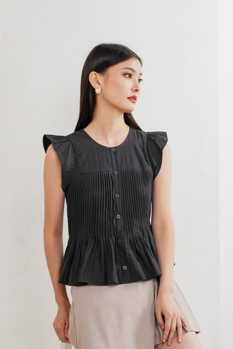 Bronwyn Buttons Pintuck Top In Gunmetal