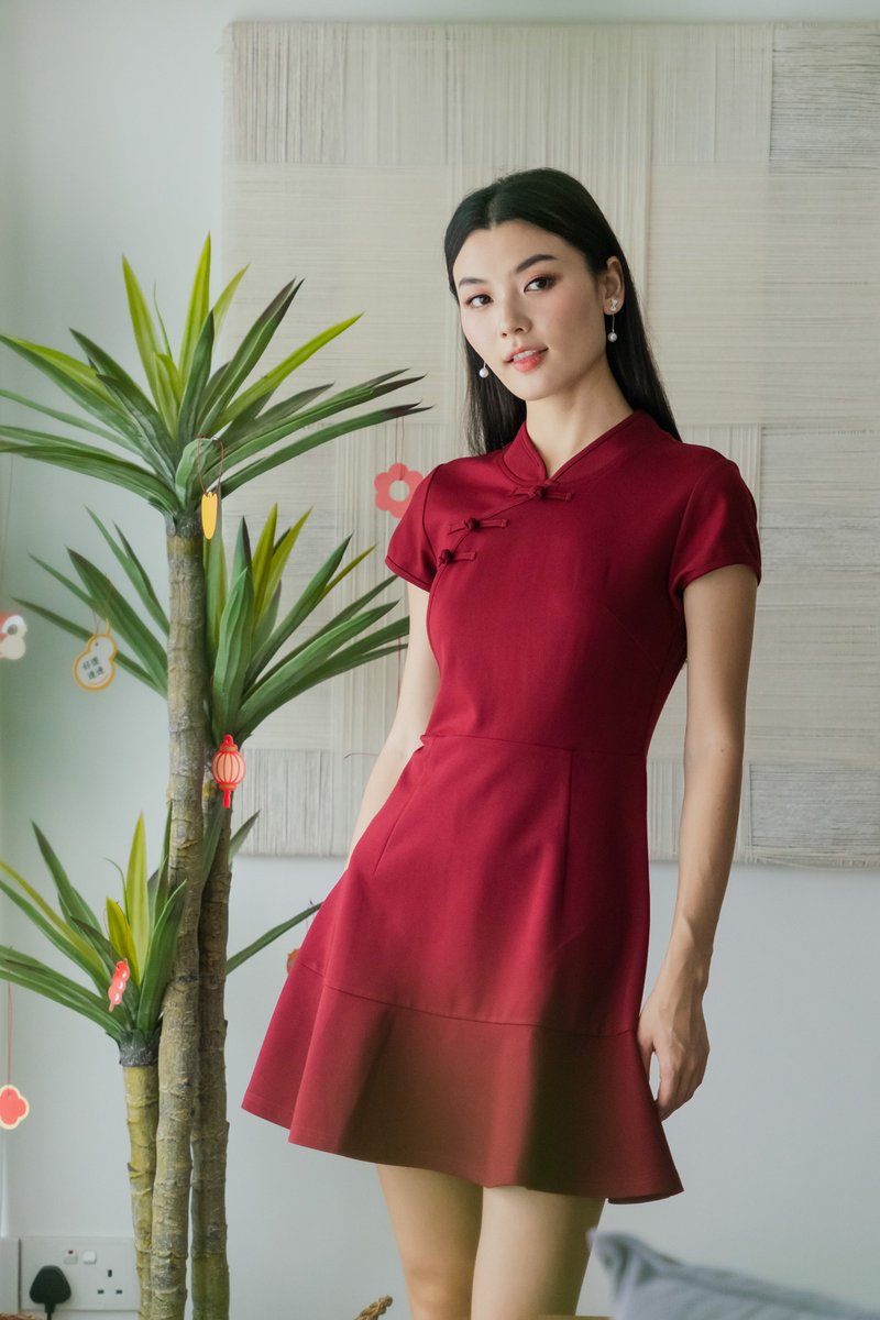 Marvel Cheongsam Dress In Wine