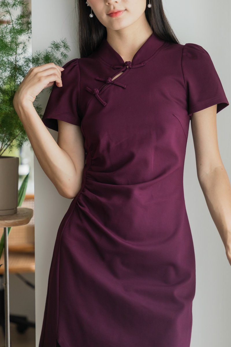 Festiva Side Ruched Cheongsam Dress In Plum