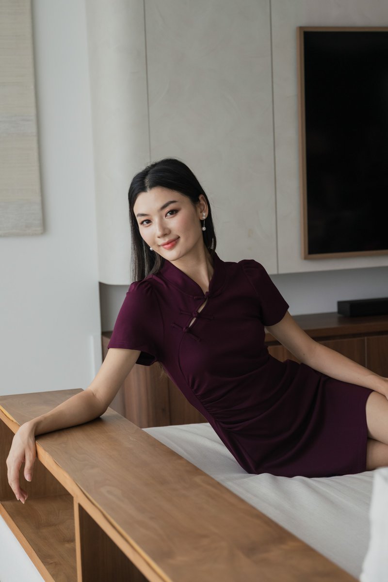 Festiva Side Ruched Cheongsam Dress In Plum