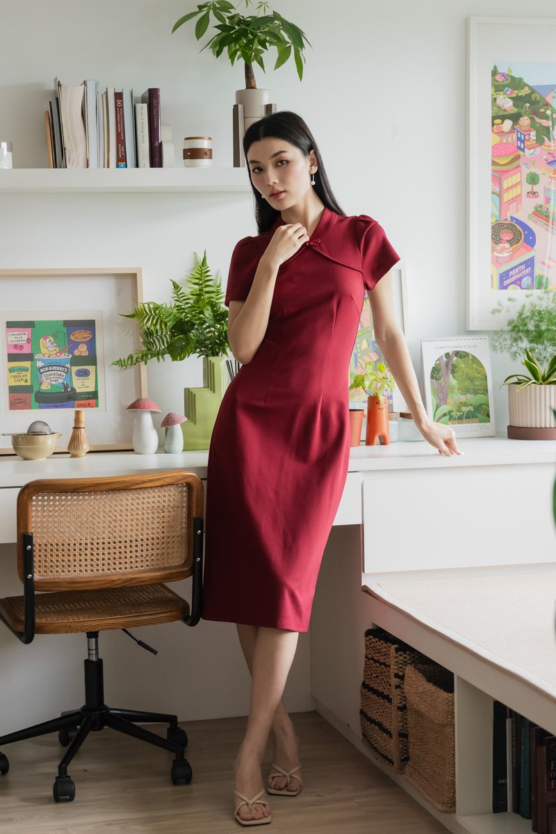 Majesty Cotton Qipao Midi Dress In Wine