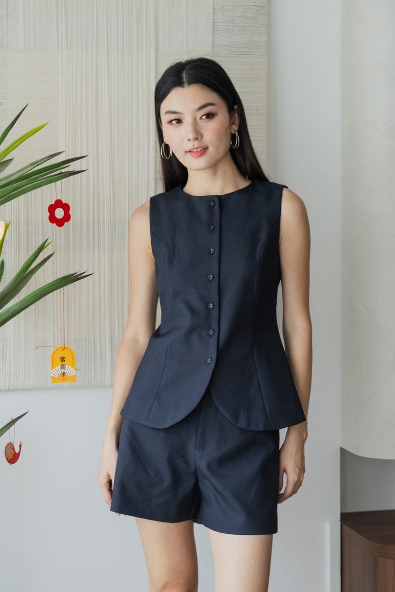 Jazz Tailored Short In Midnight