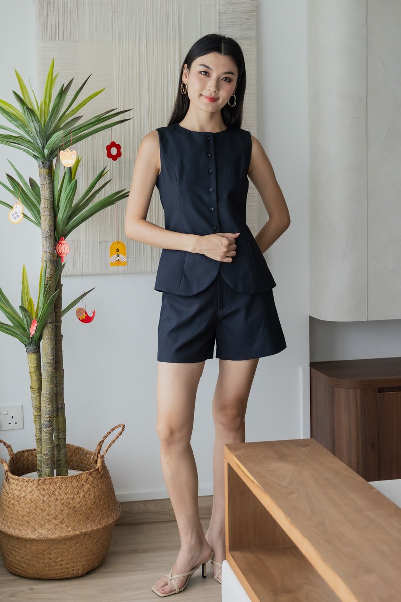 Jazz Tailored Short In Midnight
