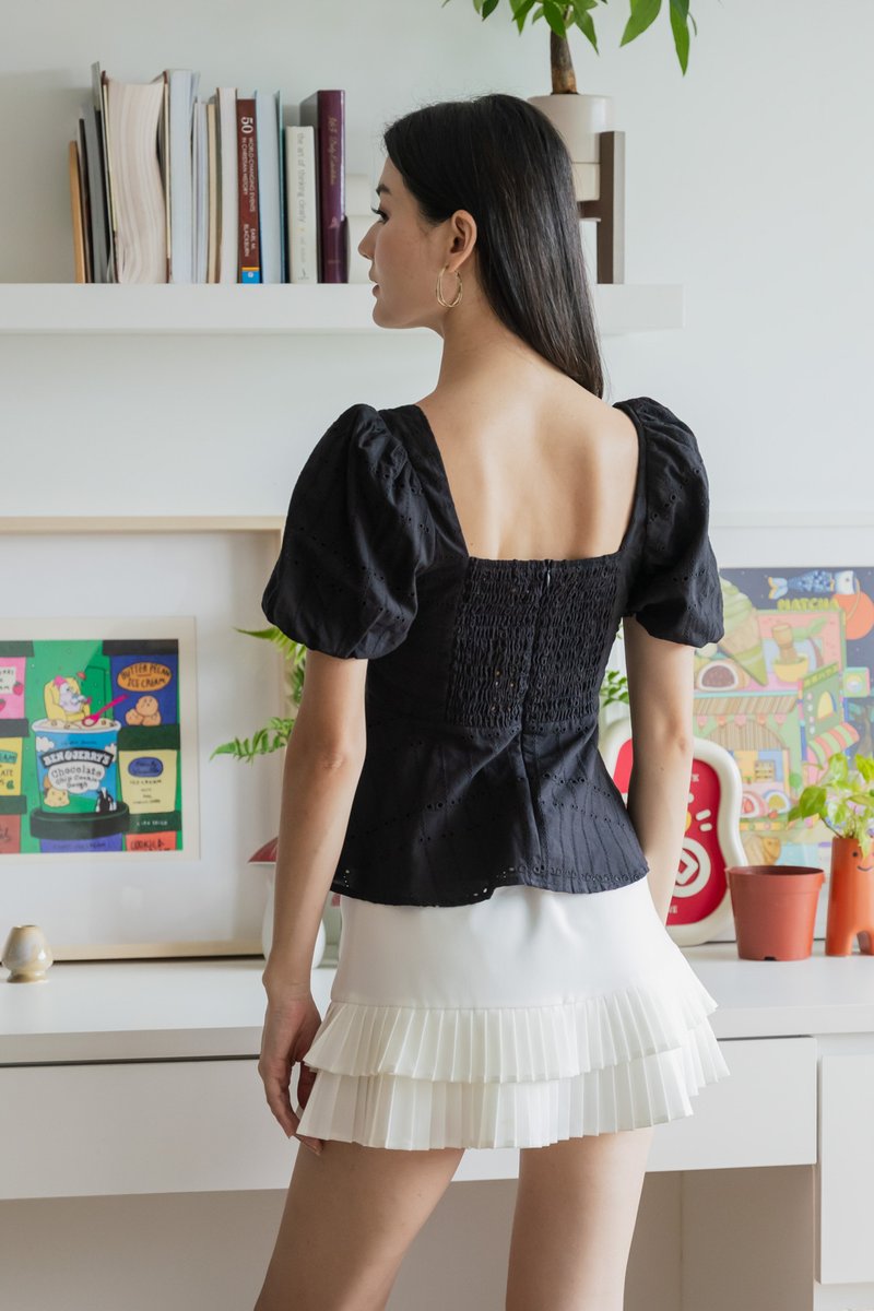 Praise Eyelet Puff Sleeves Top In Black