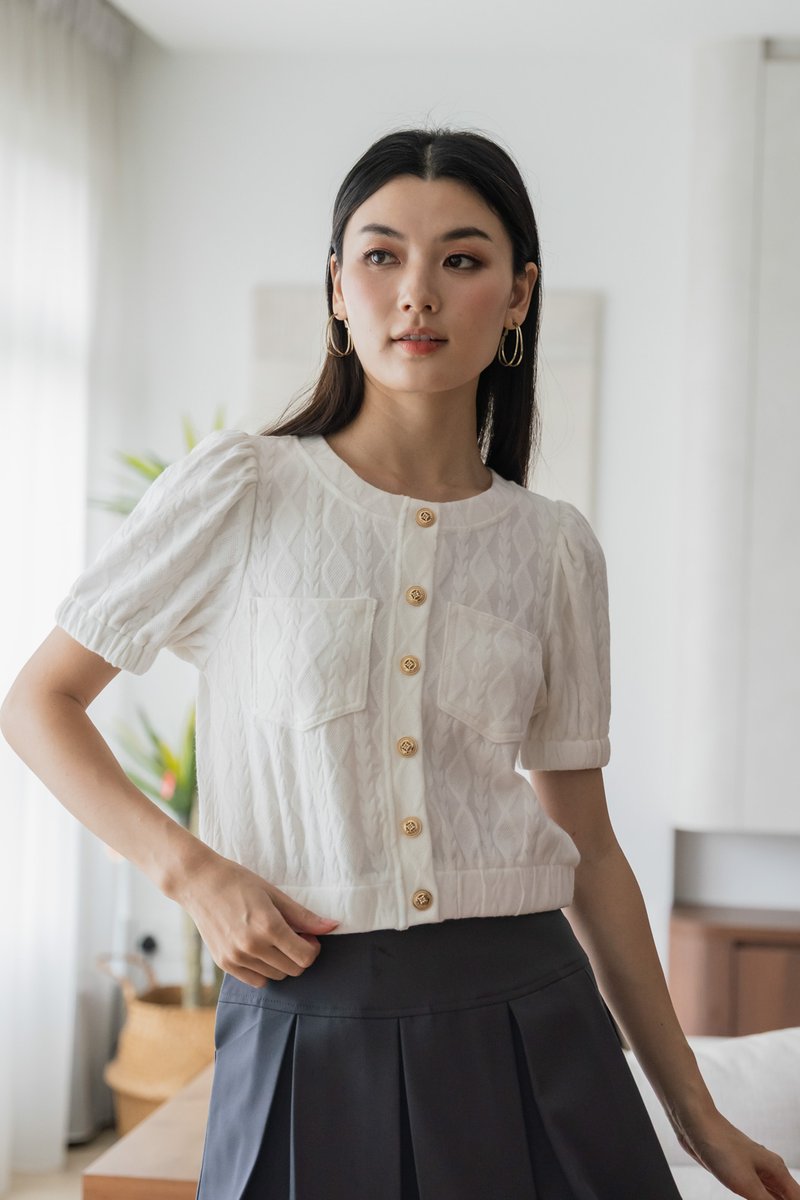 Vaeda Buttons Pocket Knit Top In White
