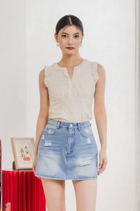 Danity Distressed Denim Skort in Mid Wash