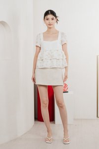 In Bloom Embroidery Buttons Top In Yellow Florals