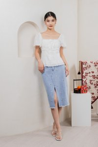 Simplicite Eyelet Ribbonette Top In White