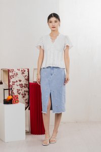 Orielle Eyelet Buttons Top In White