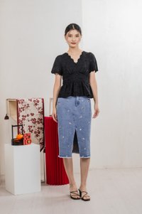 Trinidad Eyelet Buttons Top In Black