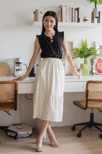 Heartstrings Eyelet Ruffles Top In Black