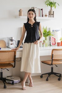 Heartstrings Eyelet Ruffles Top In Black