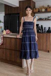 Vienna Eyelet Contrast Midi Dress In Navy