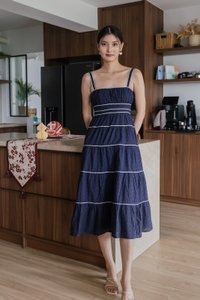 Vienna Eyelet Contrast Midi Dress In Navy