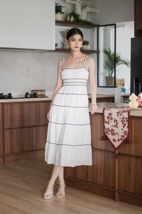 Vienna Eyelet Contrast Midi Dress In White