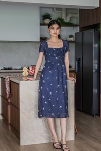 Rosea Embroidery Textured Midi Dress In Navy