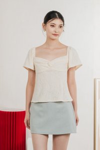 An Lace Twist Knot Top In Light Cream