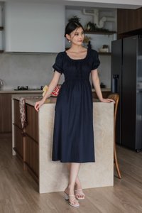 Margaret Ruched Ribbon Midi Dress In Navy